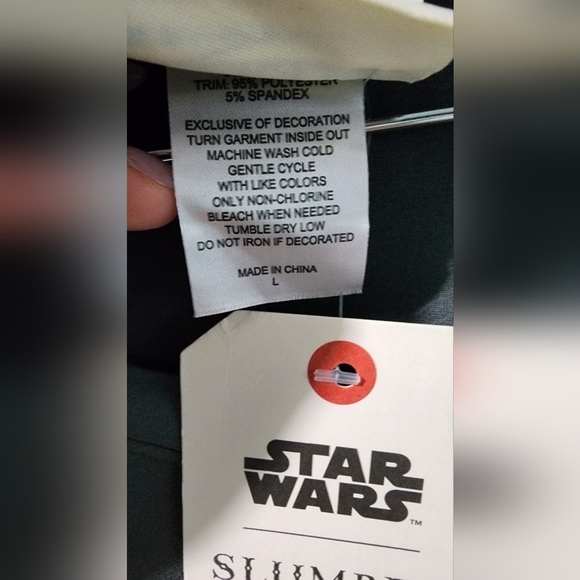 💫🎃NWT Womens Star Wars Halloween theme Pyjama 2 piece set size: L - Picture 6 of 6